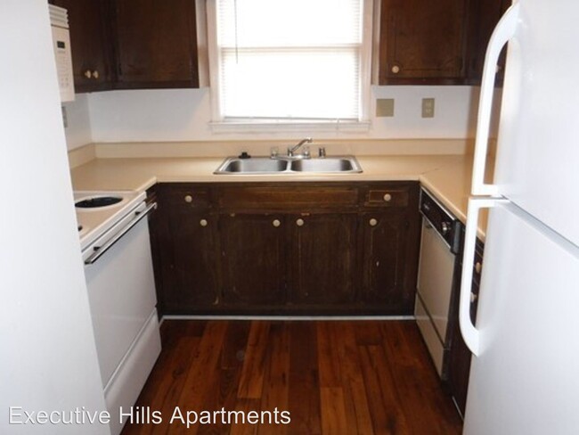 Building Photo - 2 br, 2 bath Apartment - 126 Claybill Drive