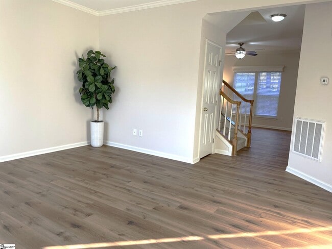 Foto del edificio - 361 Moonstone Dr
