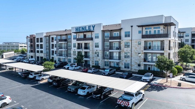 Building Photo - Henley at the RIM