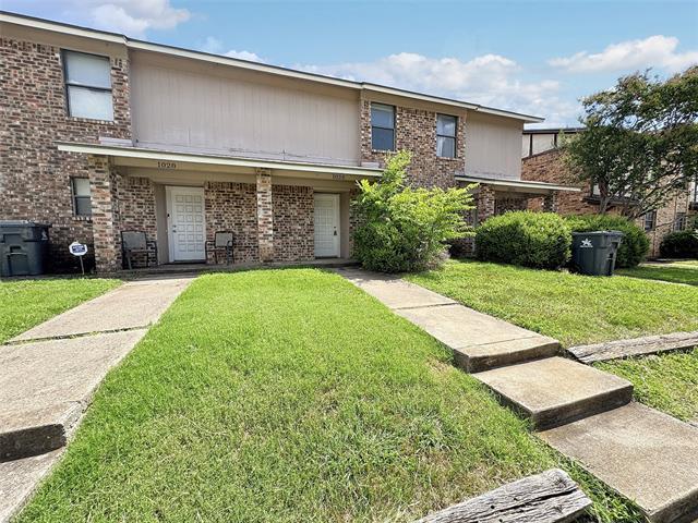 Primary Photo - 1024 Southmoor Dr