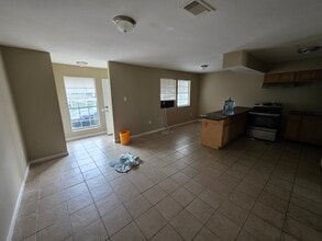 Building Photo - 10079 El Scott Ave