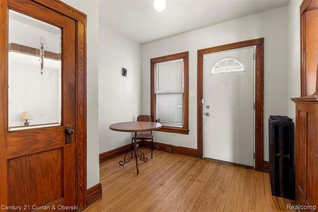 Building Photo - 7737 Senator St