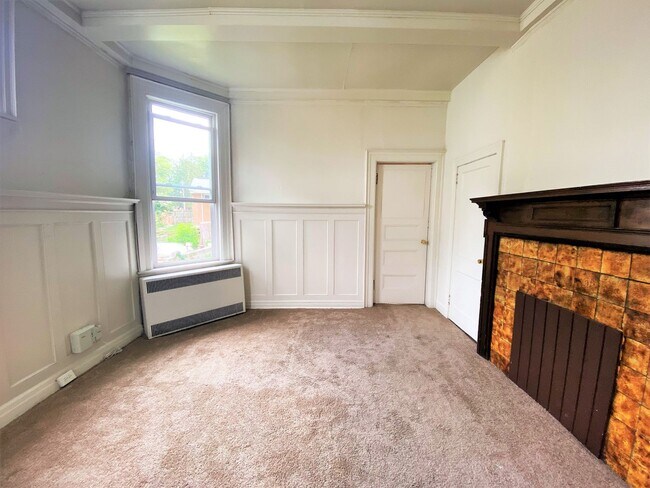 Building Photo - East Liberty - Apartments For Rent In Pitt...
