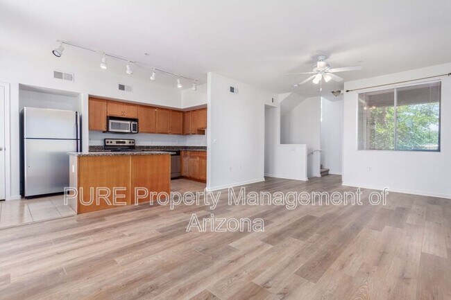 Foto del edificio - 1920 E Bell Rd