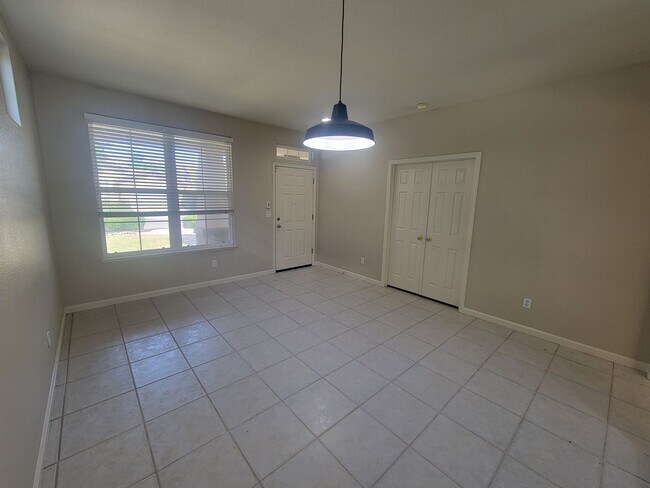 Building Photo - 8624 Banton Cir