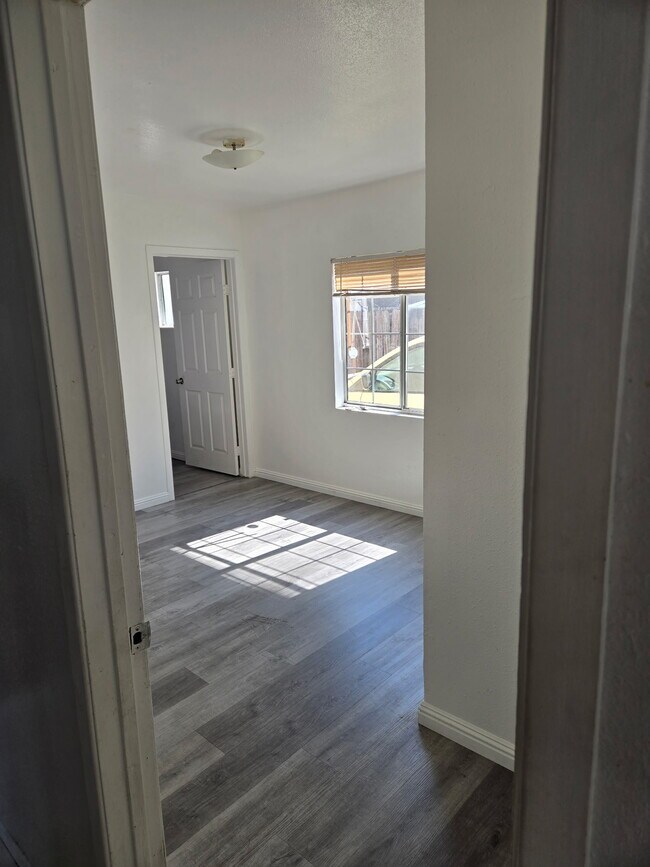 Foto del edificio - 227 E 110th St