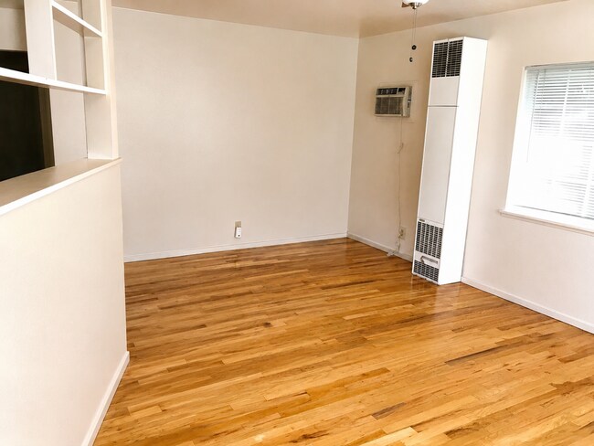 Foto del edificio - 1101 N Sierra St