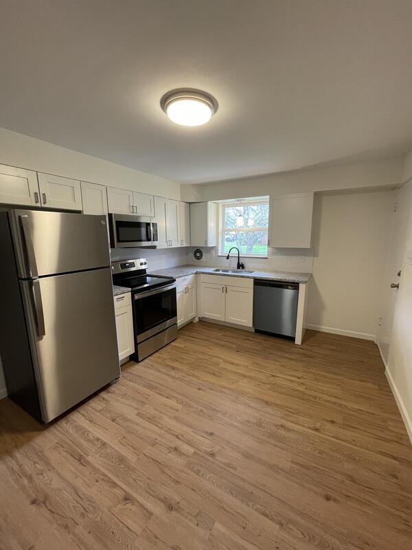 Foto del edificio - 71 Sunnyside Ln