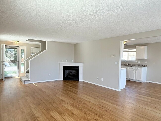 Foto del edificio - Conveniently Located Home in East Quincy H...