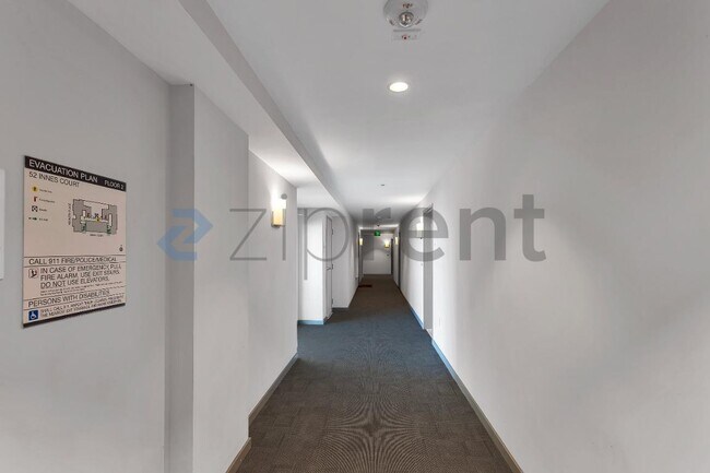 Foto del edificio - 52 Innes Ct