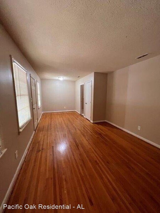 Foto del edificio - 3 br, 1 bath House - 108 16th Court Cir NE