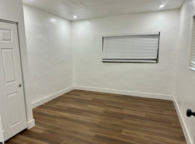 Building Photo - 11505 Pinkston Dr