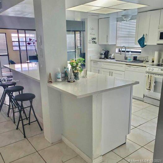 Foto del edificio - 15 Cortez Way