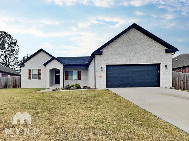 Building Photo - 611 Captain Stockton St