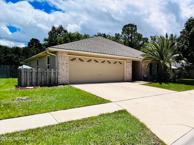 Building Photo - 12011 Spring Ridge Dr