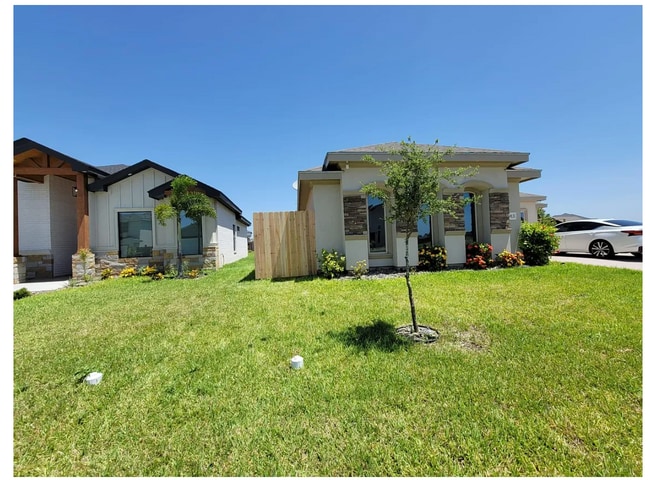 Building Photo - 1913 Ridgeway Cir