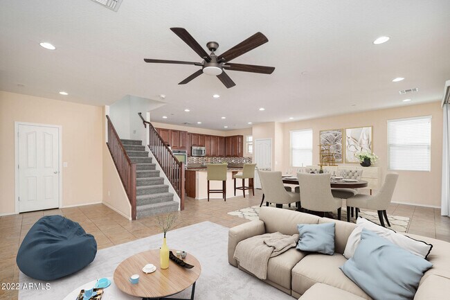Foto del edificio - 4766 E Tierra Buena Ln