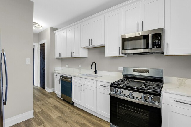 Foto del edificio - 6360 S Greenwood Ave