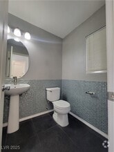 Building Photo - 2094 Silver Breeze Ave