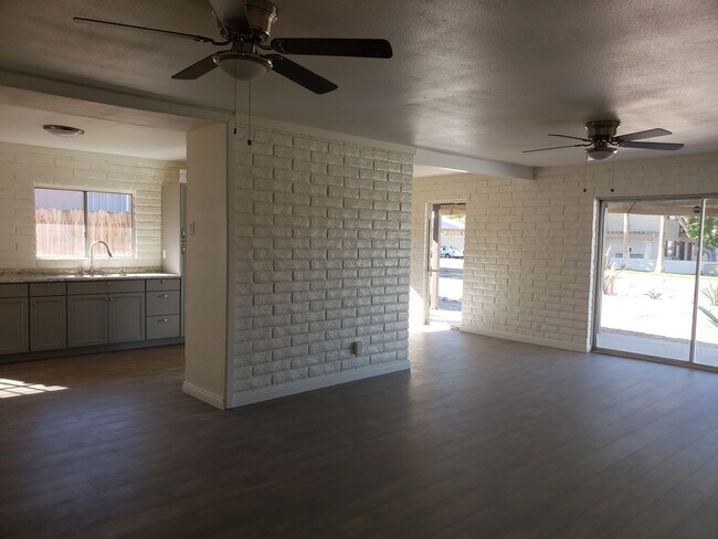 Foto del edificio - Remodeled/Updated home for Rent.