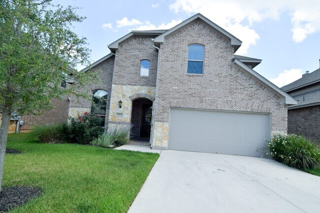 Building Photo - 4011 Gloucester Dr