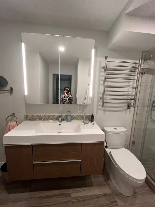 Bathroom - 1 Kelton Ct