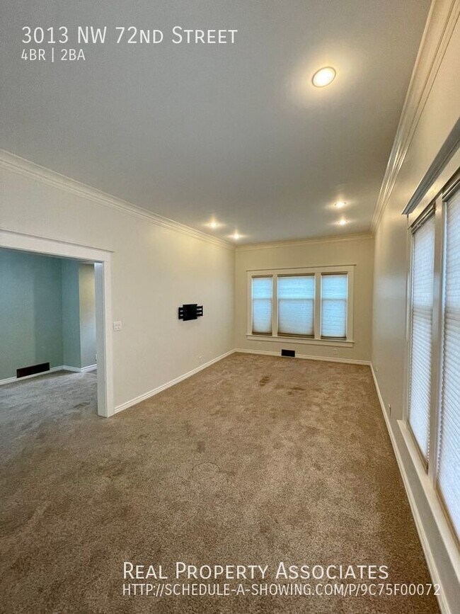 Building Photo - Single Family Home in Ballard - Seattle