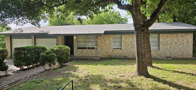 Building Photo - 11307 Hilltop St