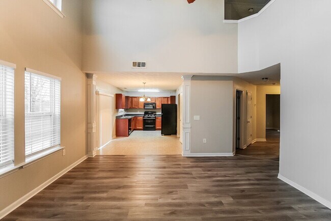 Building Photo - 4348 Grant Forest Cir