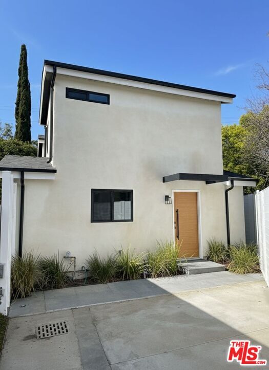 Foto del edificio - 5417 Gentry Ave