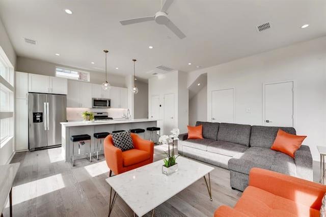 Foto principal - 2528 N Fitzhugh Ave