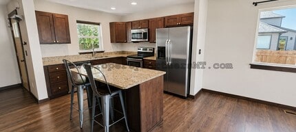Building Photo - 107 Tail Feather Ln