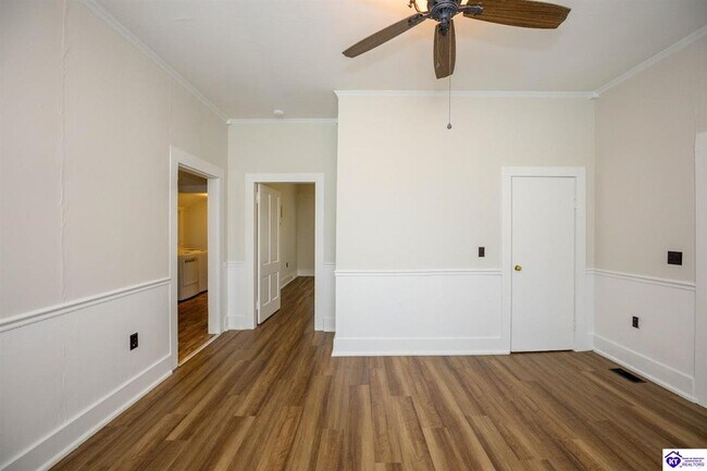 Foto del edificio - 203 W Warfield St