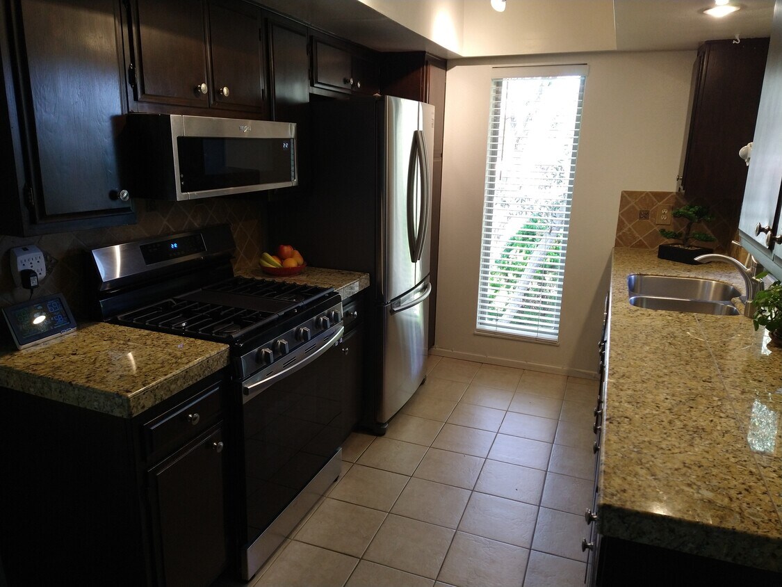 6878 Navajo Rd Unit 42, San Diego, CA 92119 Condo for Rent in San