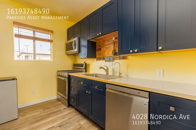 Building Photo - 4028 Nordica Ave