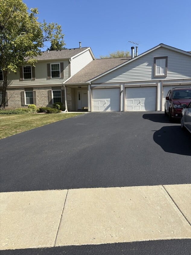 Foto principal - 230 Wethington Dr