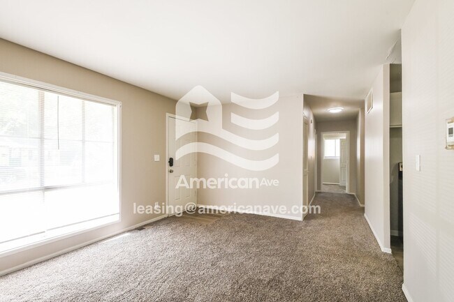 Foto del edificio - 3967 Downes Dr
