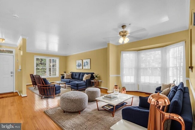 Building Photo - 9354 Sombersby Ct