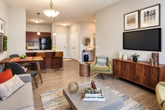 Building Photo - Villa Capri Apartment Homes