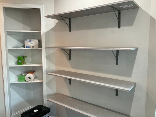 Foto del edificio - 9532 Darien Ave