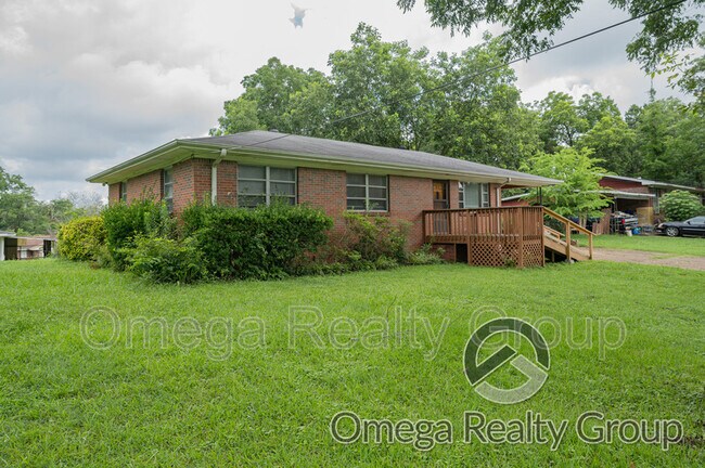 Building Photo - 1320 Shades Ave