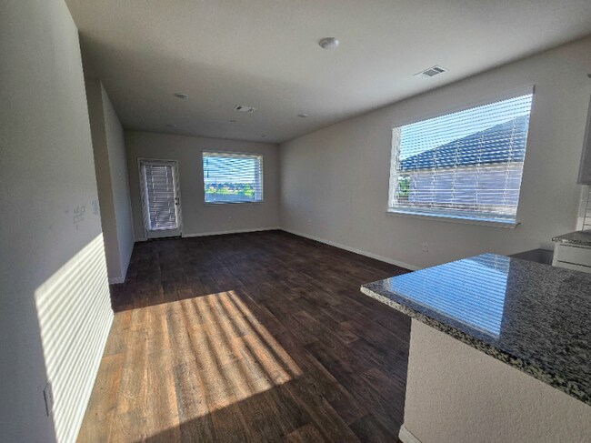 Foto del edificio - 109 Brody Ln