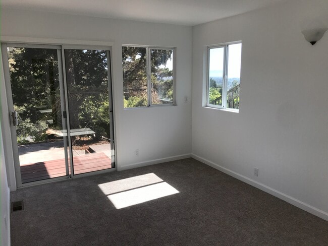 Foto del edificio - 1210 Highland Blvd