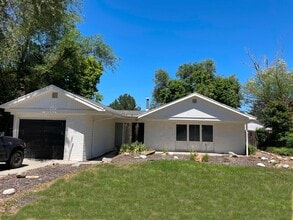 Building Photo - 1455 E 8425 S
