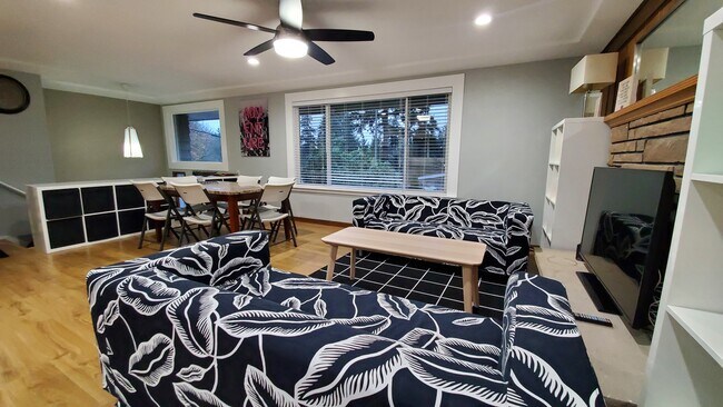 Foto del edificio - 1803 N 200th St