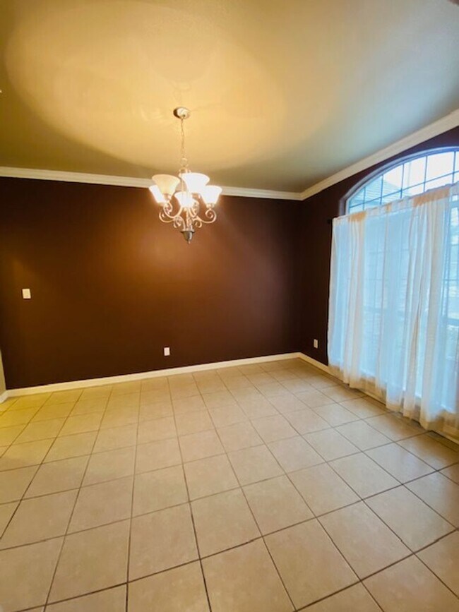 Foto del edificio - !!One Week Free Rent!!
