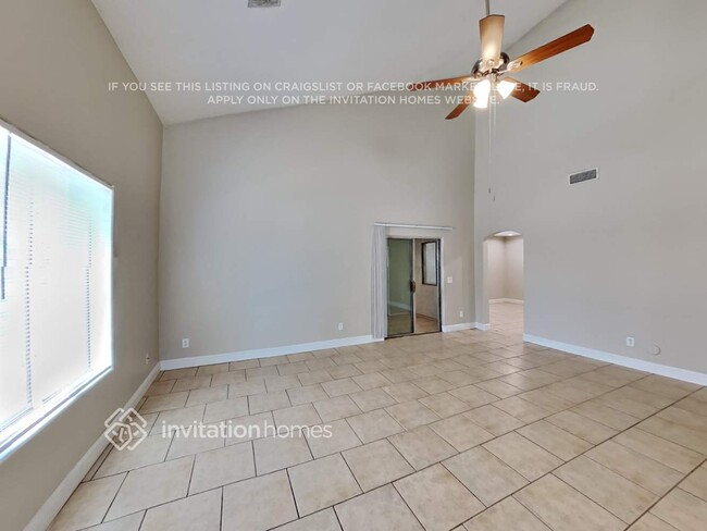 Foto del edificio - 5628 S 11th Dr
