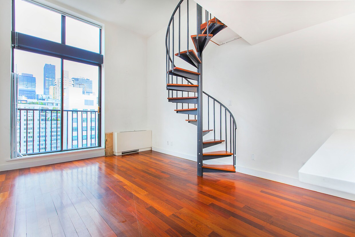 Foto principal - 155 E 32nd St