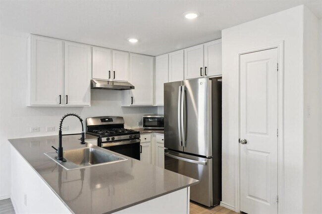 Foto del edificio - 9028 James Bowie