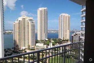 Building Photo - 701 Brickell Key Blvd